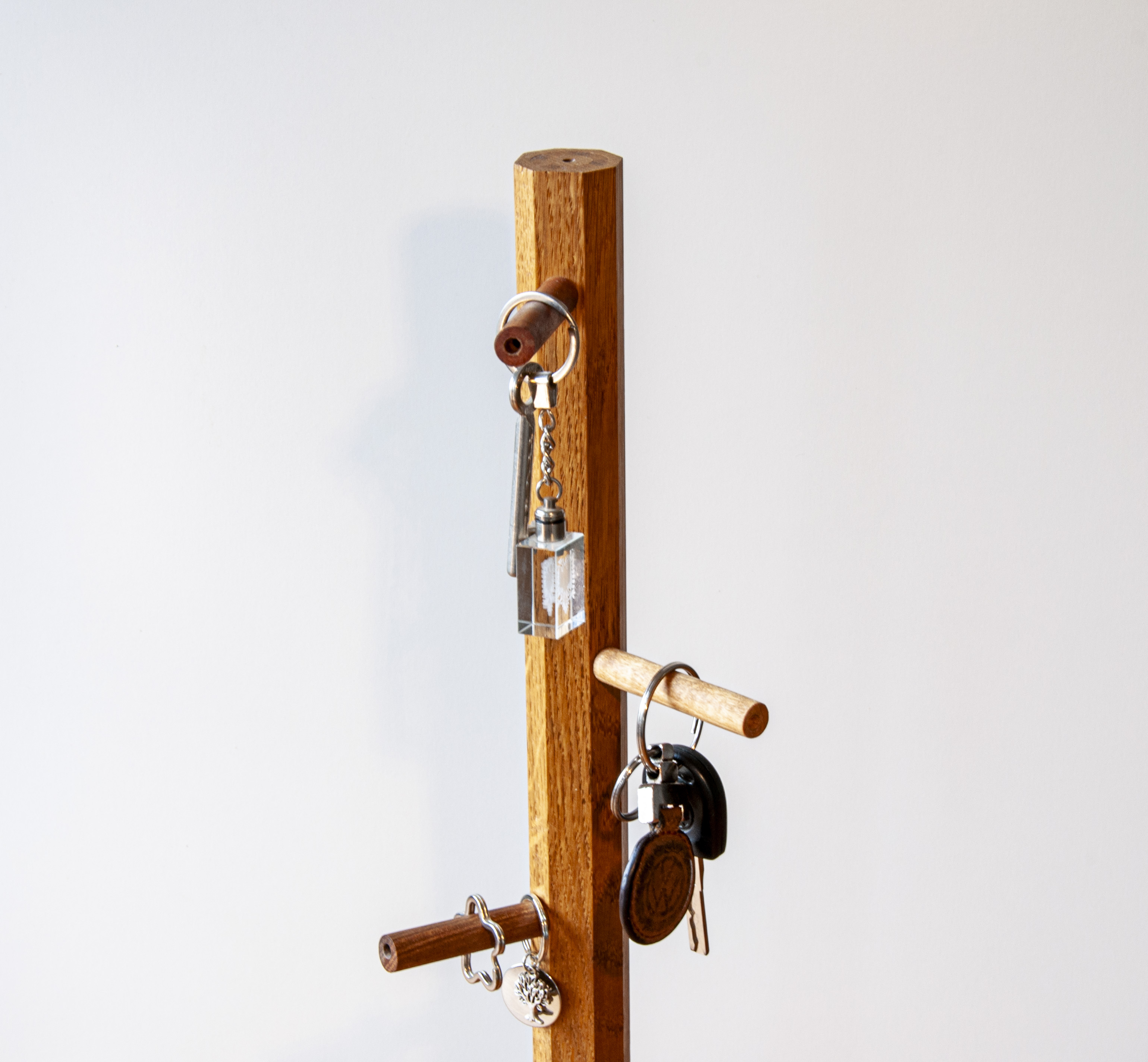 Keyholder Oak Detail 2