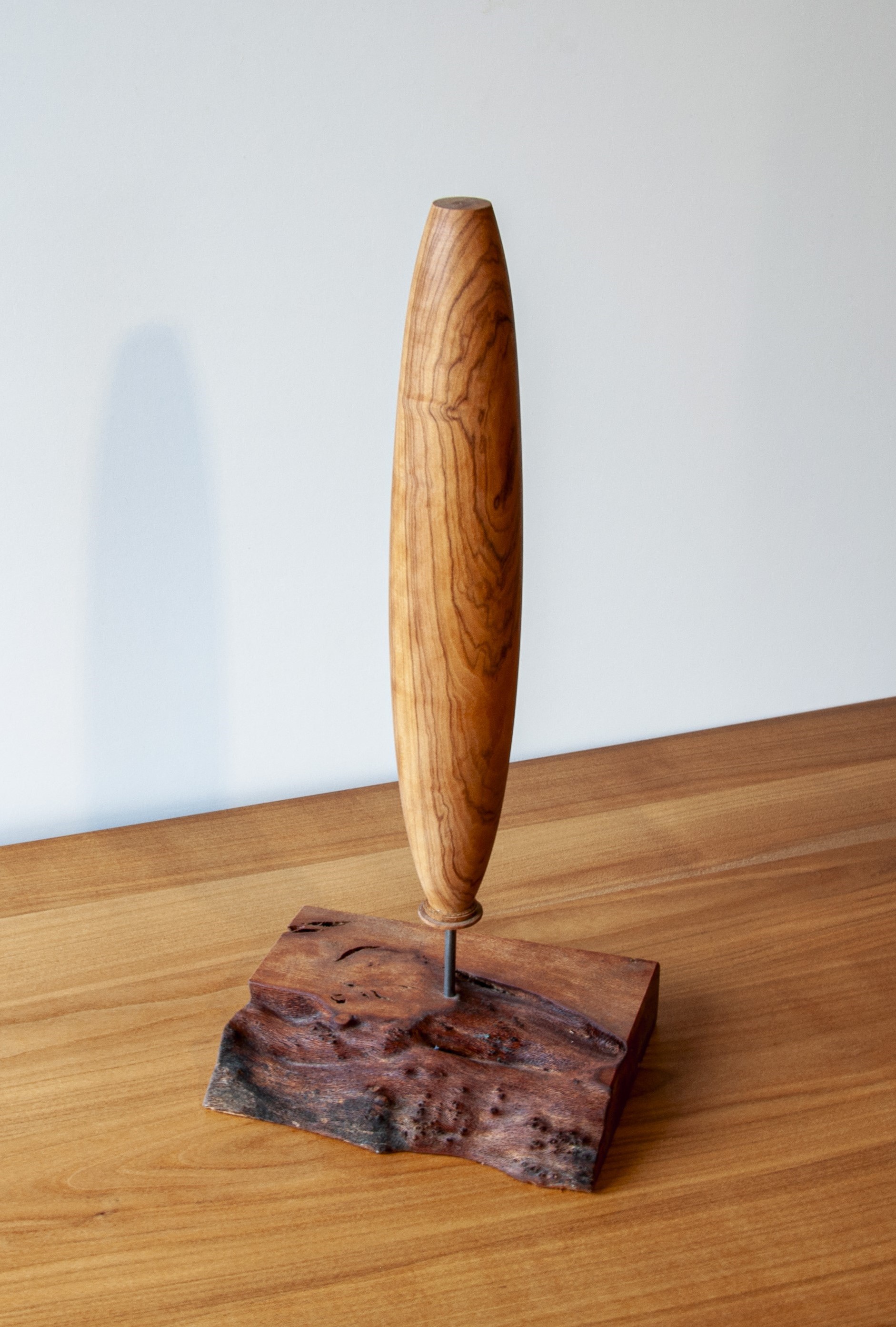 Skulptur Oliv – grain & glow