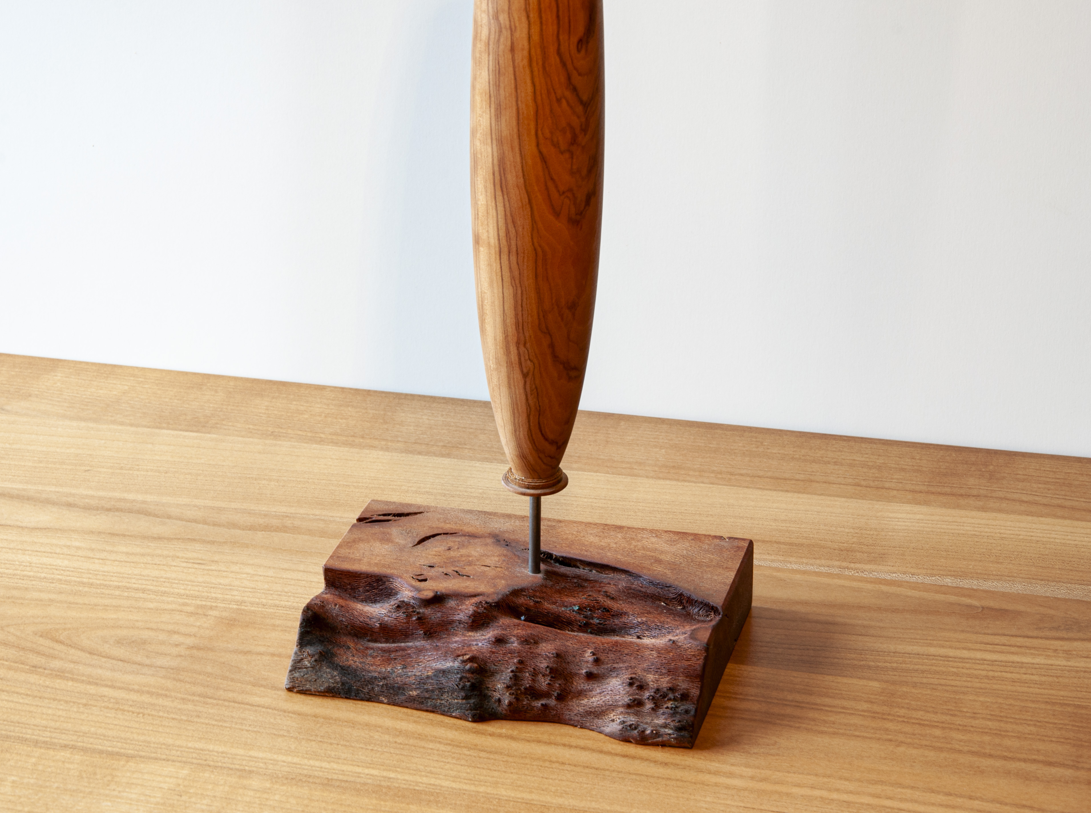 Skulptur Oliv Detail 2