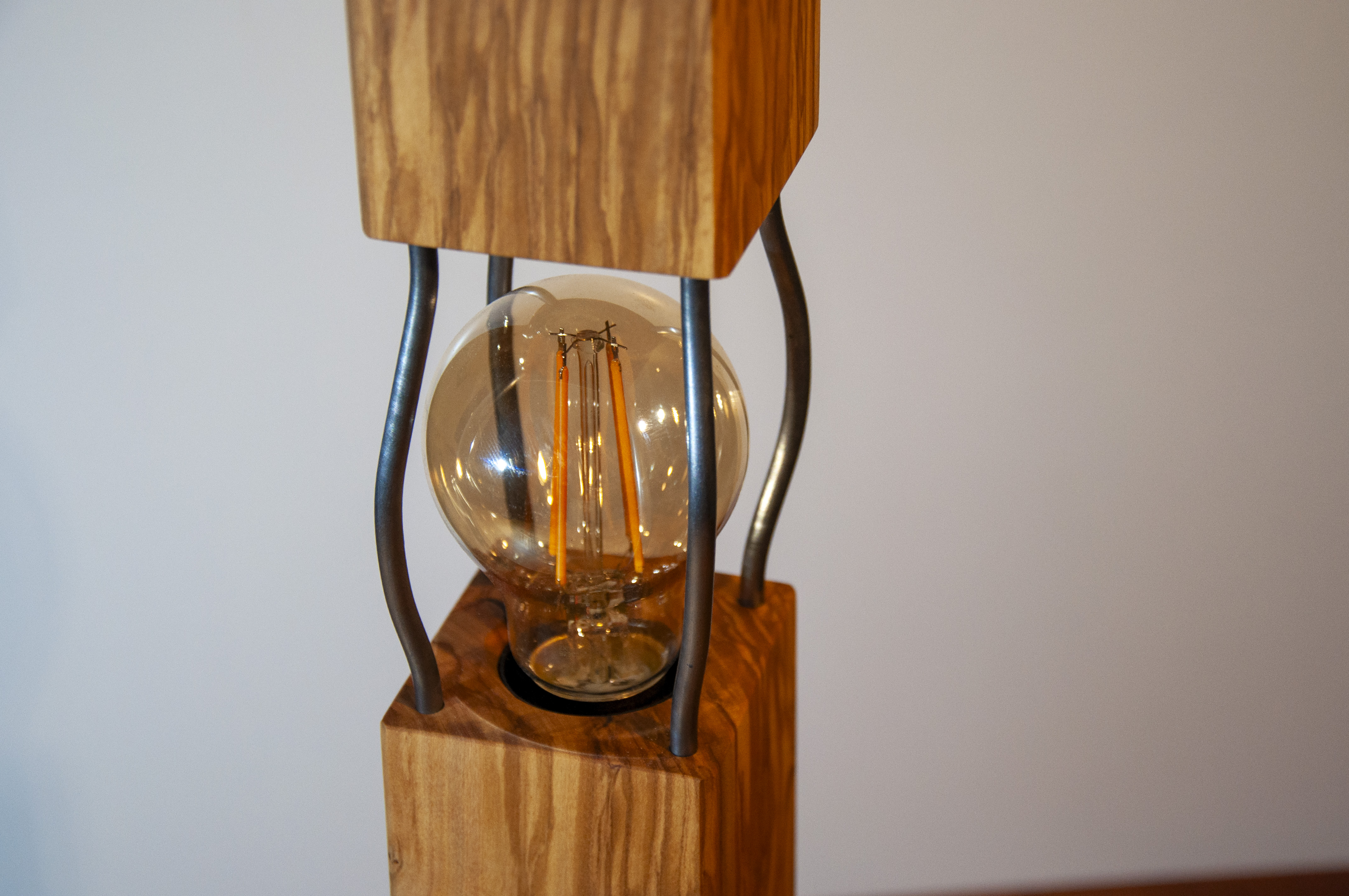 Stehlampe Oliv Detail 4